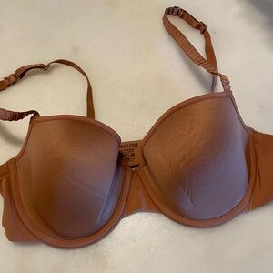 ThirdLove 24/7 Classic T-shirt Bra 34C in color Mocha